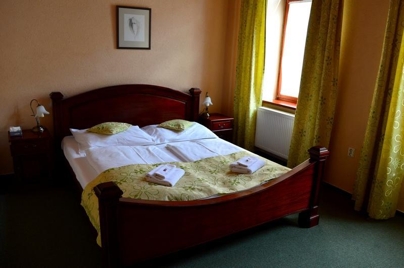 Hotel Na Kafkove ออสตราวา ภายนอก รูปภาพ
